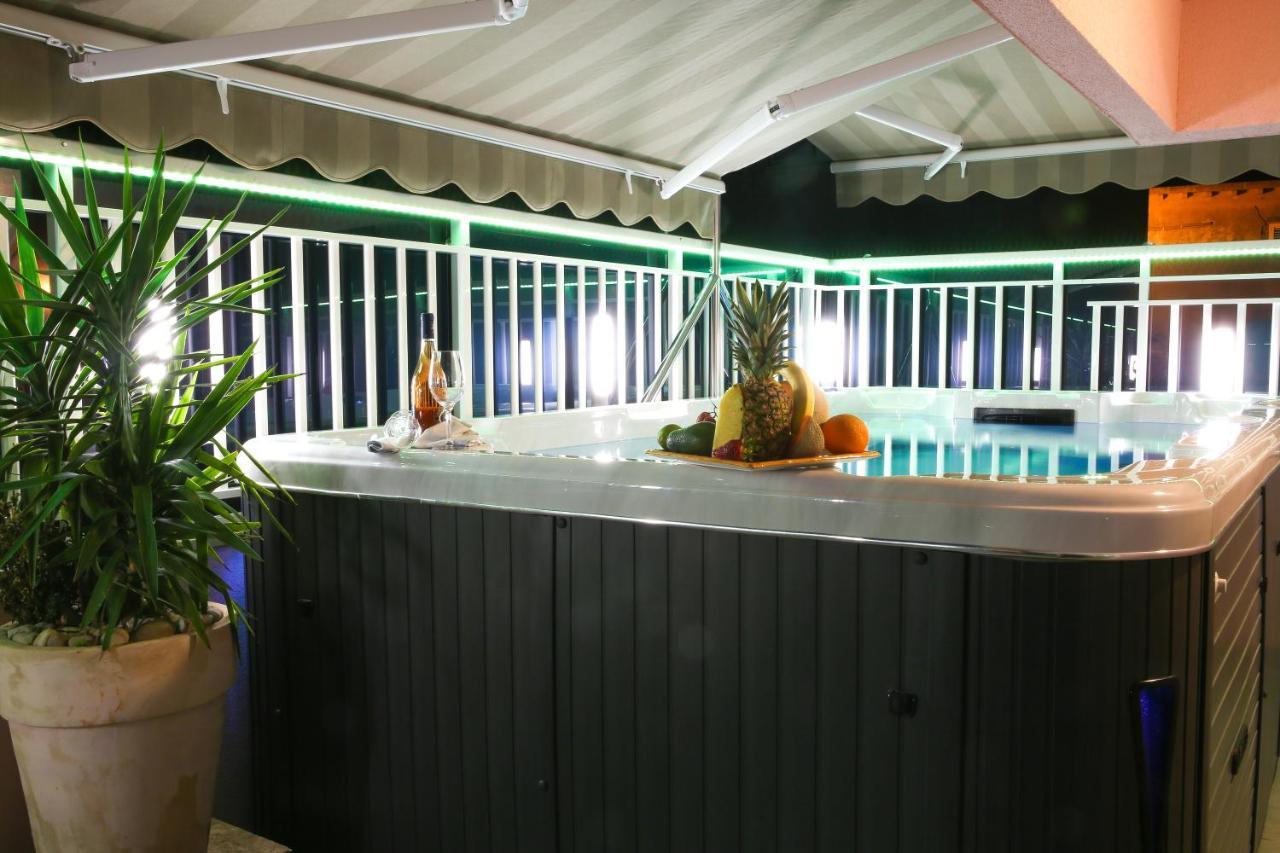 Apartment Rose Pool Comfort Dubrovnik Exteriör bild